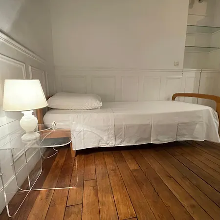 Montmartre Apartment Paris